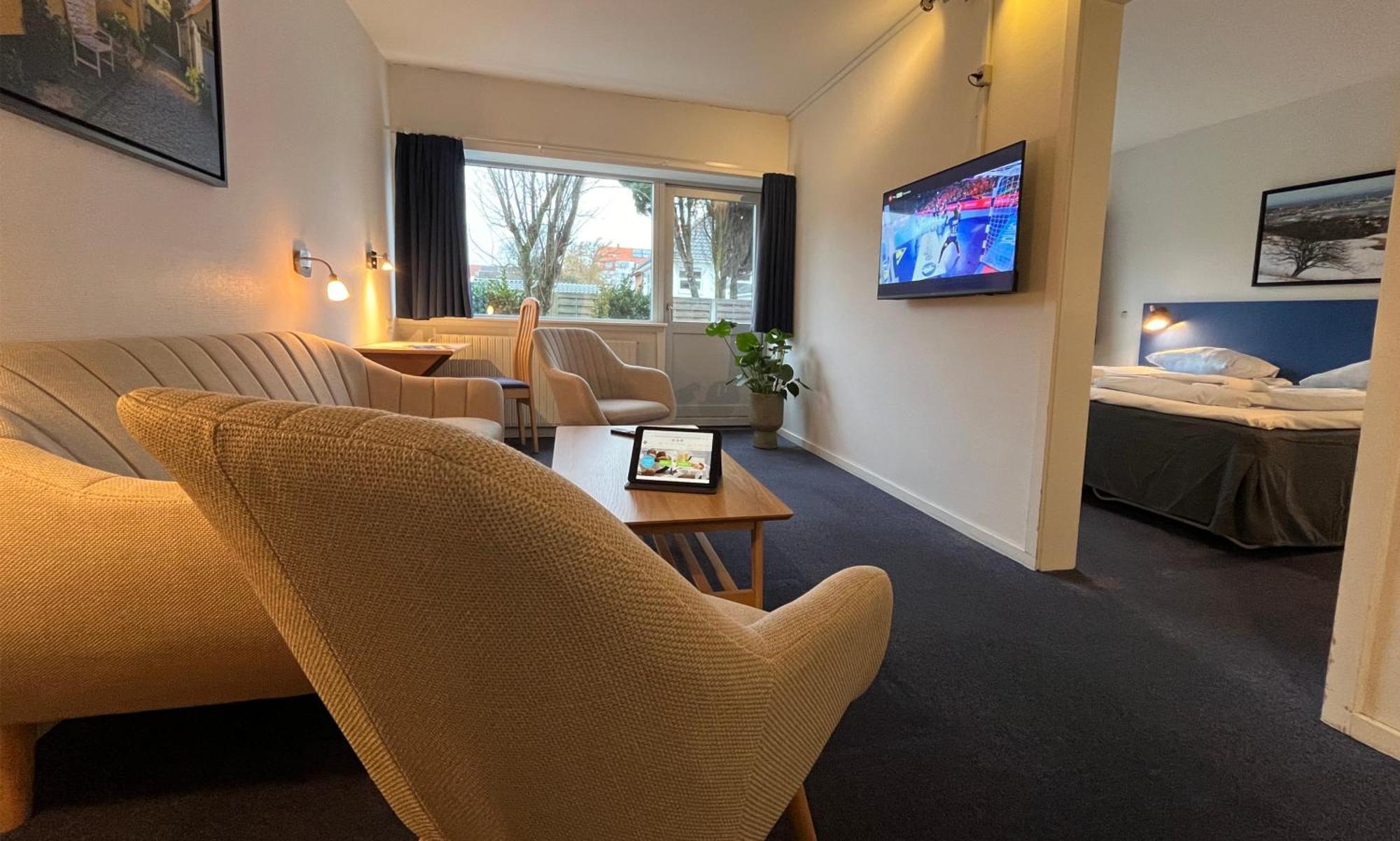 Bb-Hotel Frederikshavn Turisthotellet מראה חיצוני תמונה